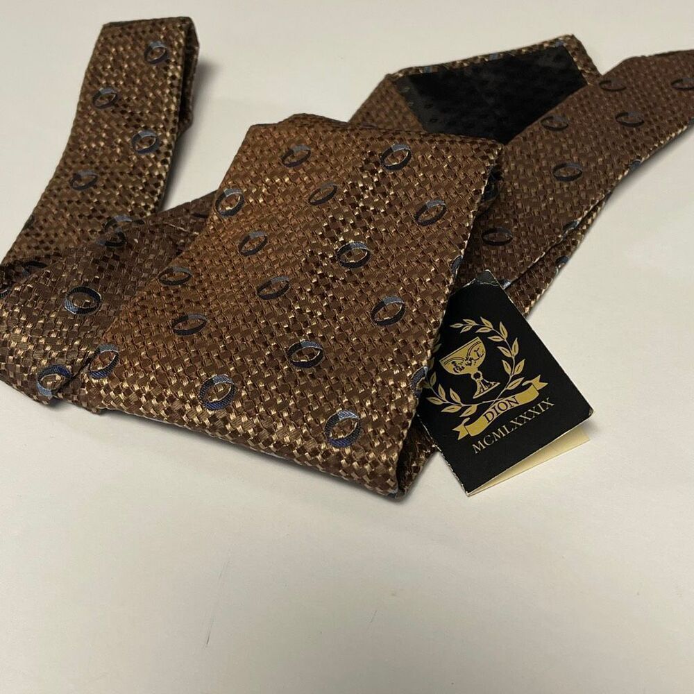 NWT vintage Dion 1988 Aprox 54” tie